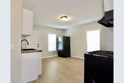 56-58 Grattan St, Chicopee, MA 01020 - Photo 6