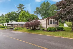 147 Pine Ave, Sturbridge, MA 01566 - Photo 2