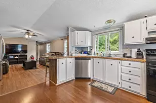 147 Pine Ave, Sturbridge, MA 01566 - Photo 12