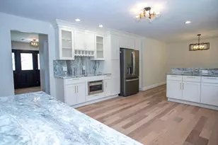 12 Walden Ct, Leominster, MA 01453 - Photo 8