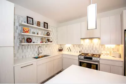 45 W Third Street #323, Boston, MA 02127 - Photo 6