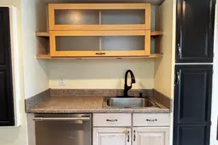 19 Wamsutta Ave, Halifax, MA 02338 - Photo 6