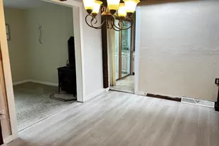 19 Wamsutta Ave, Halifax, MA 02338 - Photo 12