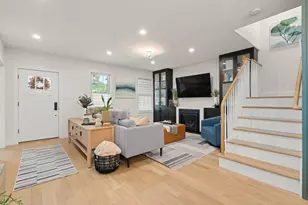 8 Bates Ct, Dedham, MA 02026 - Photo 4