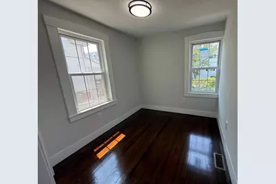 26 Sagamore St, Lynn, MA 01902 - Photo 10