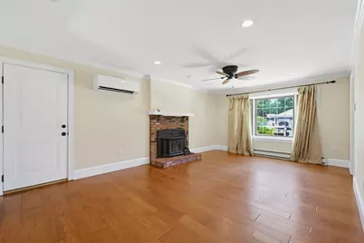 19 Lantern Lane, Milford, MA 01757 - Photo 12