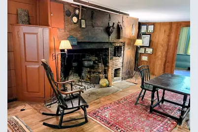 24 Brookfield Rd, Brimfield, MA 01010 - Photo 8