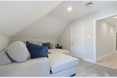 97 Cottage St #97, Northbridge, MA 01588 - Photo 36