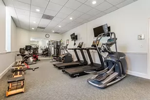 416 Commonwealth Ave, Boston, MA 02215 - Photo 16