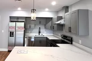 585 Washington St, Quincy, MA 02169 - Photo 4