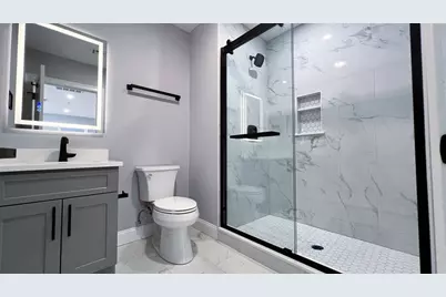 585 Washington St #0305, Quincy, MA 02169 - Photo 8