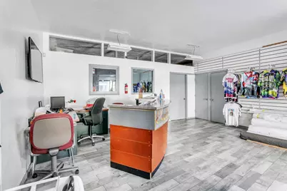1675 Main St, Springfield, MA 01103 - Photo 8