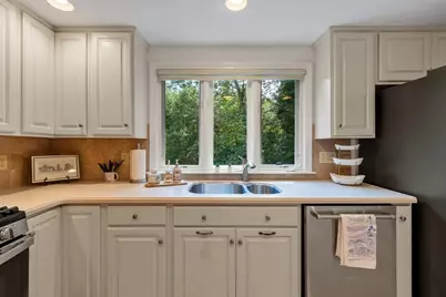 159 Appleton St, North Andover, MA 01845 - Photo 6