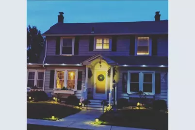 174 Hopkins Pl, Longmeadow, MA 01106 - Photo 1