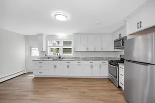 50 Frank St, Dracut, MA 01826 - Photo 4