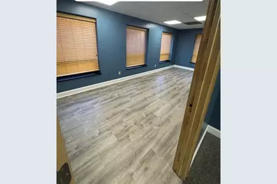 344 High Street, Holyoke, MA 01040 - Photo 2