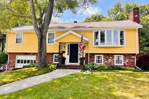 12 Brook Dr, Fairhaven, MA 02719 - Photo 1