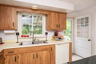 12 Brook Dr, Fairhaven, MA 02719 - Photo 8