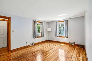10 Standish, Worcester, MA 01604 - Photo 6