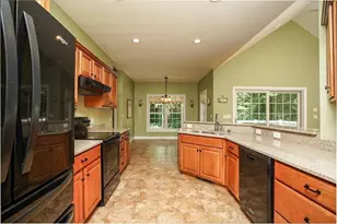 5 Red Bridge Ln, South Hadley, MA 01075 - Photo 12