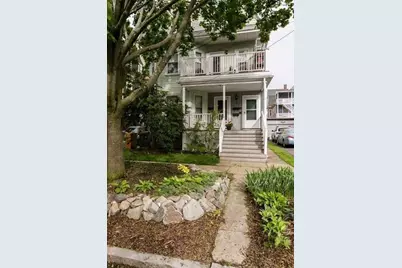121 Highland Rd #1, Somerville, MA 02144 - Photo 2
