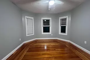 121 Highland Rd, Somerville, MA 02144 - Photo 14