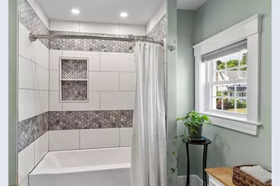 33 Hammond St, Leominster, MA 01453 - Photo 20