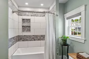 33 Hammond St, Leominster, MA 01453 - Photo 20