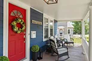 33 Hammond St, Leominster, MA 01453 - Photo 4
