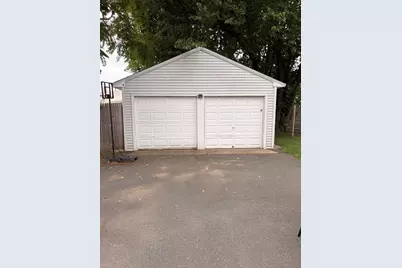 11 Chateaugay St, Chicopee, MA 01020 - Photo 8