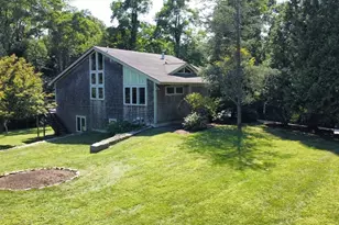 3 Nonquitt Ave, Dartmouth, MA 02748 - Photo 1