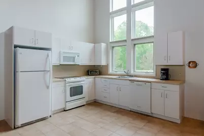 3 Nonquitt Ave, Dartmouth, MA 02748 - Photo 10