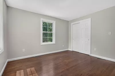 27 Sherwood Ave, Westfield, MA 01085 - Photo 20