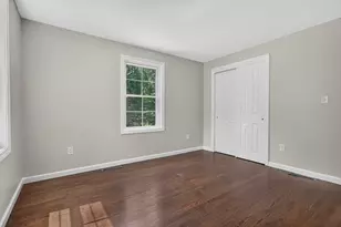 27 Sherwood Ave, Westfield, MA 01085 - Photo 20