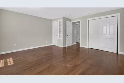 27 Sherwood Ave, Westfield, MA 01085 - Photo 22