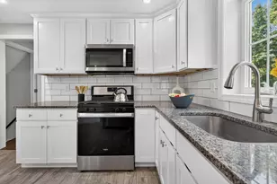 27 Sherwood Ave, Westfield, MA 01085 - Photo 14