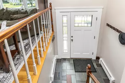 27 Hayes Ave, Beverly, MA 01915 - Photo 8