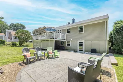 27 Hayes Ave, Beverly, MA 01915 - Photo 6