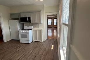 10 Davis St, Woburn, MA 01801 - Photo 4