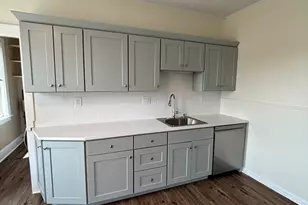 10 Davis St, Woburn, MA 01801 - Photo 2