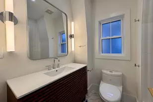 139 Sycamore St, Somerville, MA 02145 - Photo 8