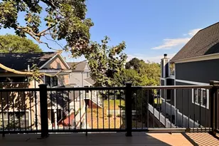 139 Sycamore St, Somerville, MA 02145 - Photo 10