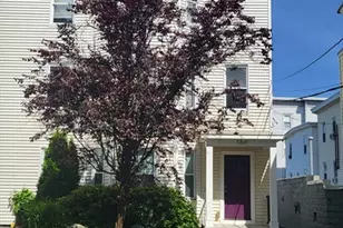 164 Riverside St, Lowell, MA 01854 - Photo 2