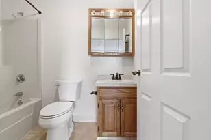 39 Parlin St, Everett, MA 02149 - Photo 16