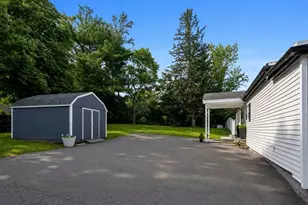 5 Bradford Terrace, Saugus, MA 01906 - Photo 2