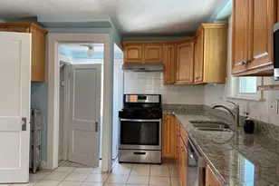 139 Oakdale Rd, Newton, MA 02461 - Photo 8