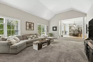 203 Maple St, Douglas, MA 01516 - Photo 20