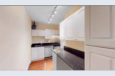 66 Queensberry #119, Boston, MA 02215 - Photo 2