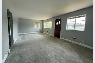 36 Fifth Avenue, Lowell, MA 01854 - Photo 8