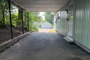 36 Fifth Ave, Lowell, MA 01854 - Photo 4